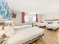 Comfort Hotel Paris Porte d'Ivry Отели рядом с достопримечательностью «Школа менеджмента ESG»