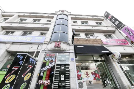 Taebaek M Отели в г. Тхэбэк