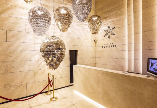 포레스타 2 객실