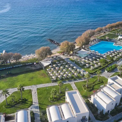 Atlantica Beach Resort Kos Отели рядом с достопримечательностью «Крепость Антимахия»