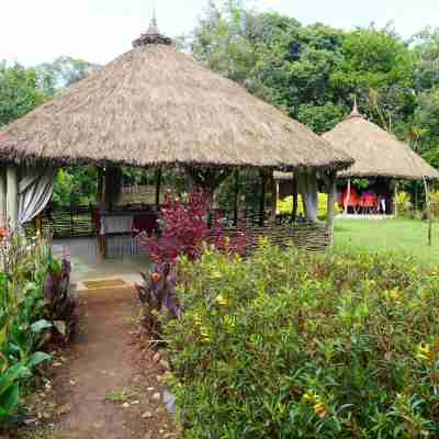 Oreteti Mara Lodge Hotel Exterior