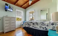 Changes in Latitude 6 Bedroom Home by RedAwning - Pet friendly