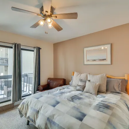 Private Ski Retreat in Avon: Eagle River Views!