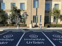 Staybridge Suites 卡爾斯巴德 IHG 旗下 - 停車場
