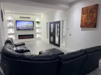 Luxury Home 5 Bedroom 3 Bathroom Games Room Parking - 4-Star