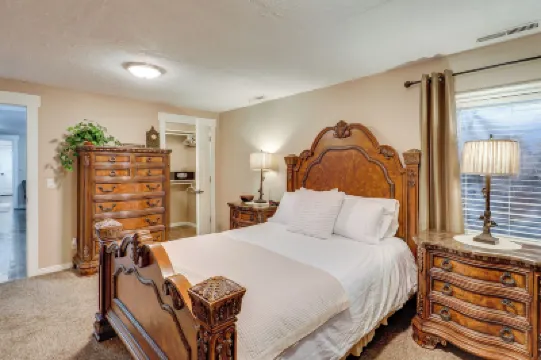 Game Room + Hot Tub: Salt Lake City Area Apt Hotels in 