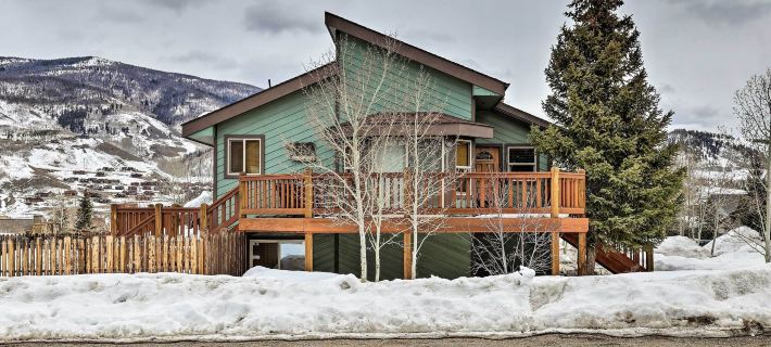 Silverthorne Ski Base w/ Mtn Views: Walk to Trails Hotéis em Silverthorne