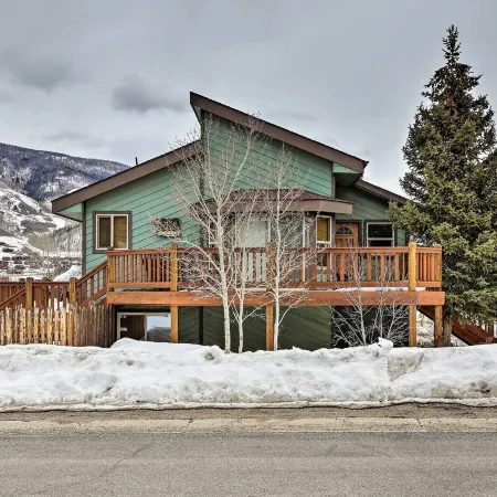 Silverthorne Ski Base w/ Mtn Views: Walk to Trails