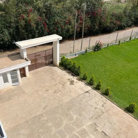 Koselig Homes califonia Plaza Nanyuki Отели в г. Сентрал