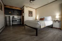 Columbia Point Resort Hotels in Stevens County