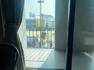 รูปภาพของอพาร์ตเมนต์ 1 ห้องนอน 1 ห้องน้ำส่วนตัว ขนาด 50 ตร.ม. – ถนนคนเดิน