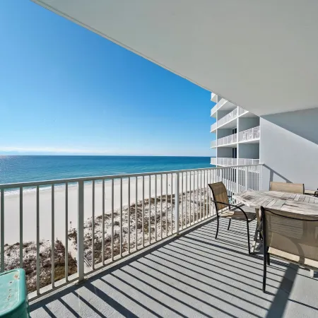Lighthouse Condos by Hosteeva