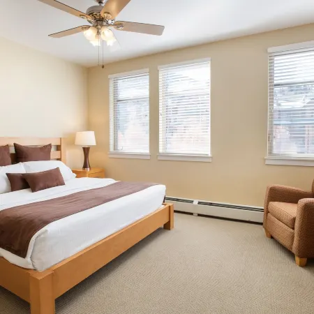 Fraser Crossing/Founders Pointe, Condo | 2 Bedroom w/ Gondola Access (Value Rated Condo 3402)