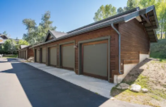 紅門旗下的松樹202兩卧室公寓