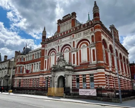 Dodi Apartment Hotels in Leyton