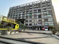 Spacious 1bhk for 6 Guests King & Sofa Beds Zirakpur,chandigarh,mohali,tricity -  Apartamentos vacacionales