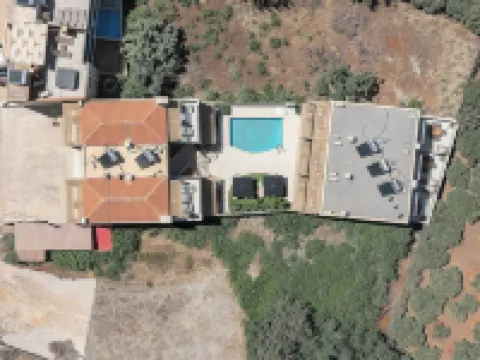 Pantheon Villas & Suites Hoteles en Geropotamos