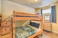 Balcony & Boat Slip: Lakefront Unit in Hot Springs - balcony