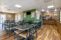 Quality Inn Kennedy Space Center - Breakfast