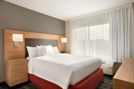TownePlace Suites Milwaukee Grafton