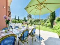 Villa in Mougins with Pool and Treehouse