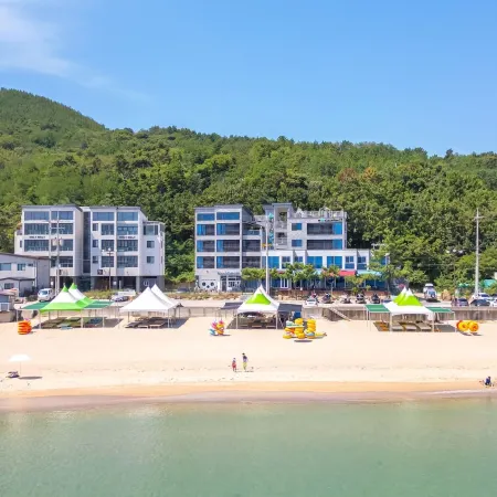 Pohang Playbeach Pension