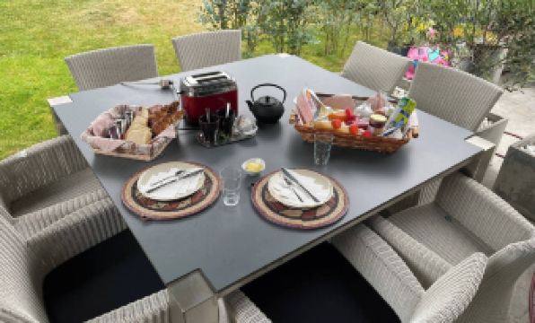 Room-be our Next Guest in Ghent