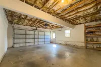 530 Waterford Drive, Cartersville - 3-Star