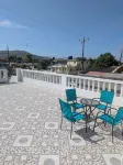 2 Bedroom upstairs large flat in Portmore Pines