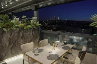 NEW PARK HOTEL - 5-Star