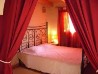 Vacation home with pool in a beautiful country location with sea views Wifi included