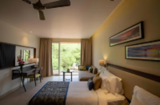 나누 리조트 아람볼  호텔