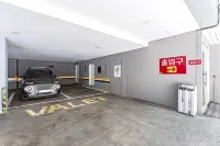 hotelyello Guri - Parkplatz