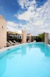 Jose Antonio Deluxe - Rooftop Pools