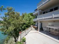 Apartments by the Sea in Lopar Hotels in Lopar