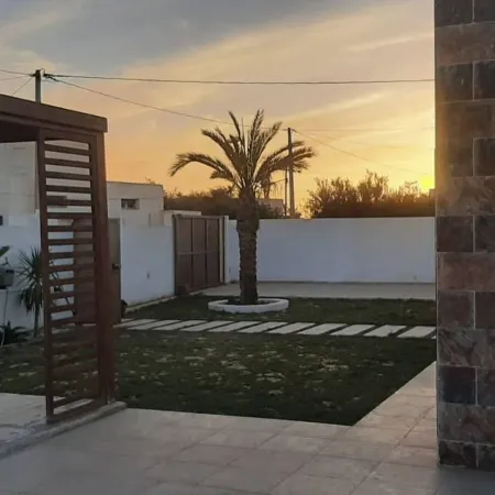 Luxurious Villa Rental in Houmt Souk, Djerba - Perfect Family Retreat