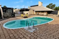 Bendigo Motor Inn - Kolam Renang