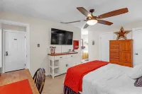 Dean's Retreat at Georgetown 3 Bedroom Home - Boutique