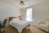 Great for Families! Suburban Home in Ruther Glen - 2-Star