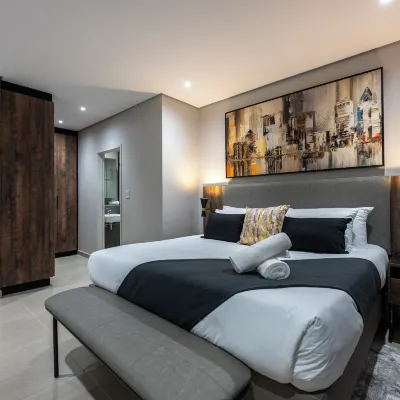 Lux Leisure Apartment Hotel Sandton Отели рядом с достопримечательностью «Торговый центр Norwood Mall»