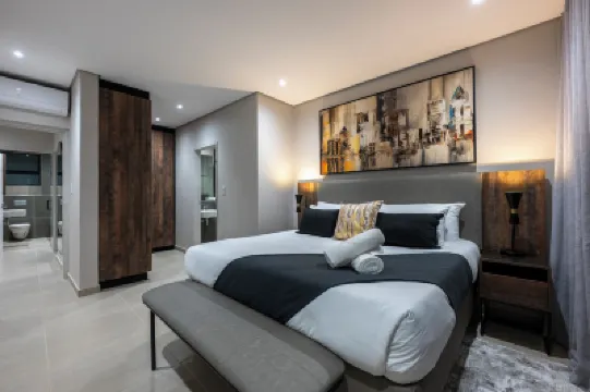 럭스 레저 아파트먼트 호텔 샌튼  호텔