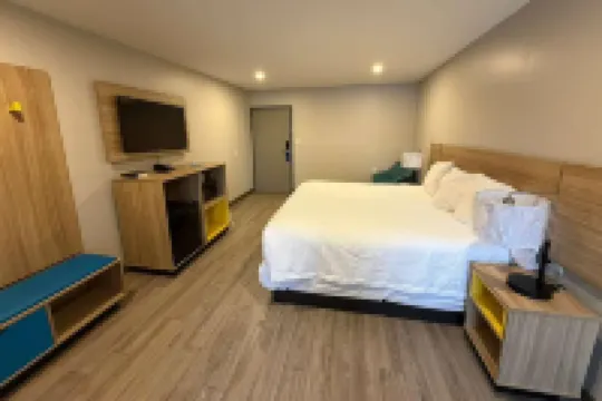 Days Inn by Wyndham Moosic