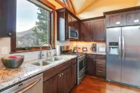 Frisco Condo w/ Rooftop Deck: Walk to Main St! - 3-Star