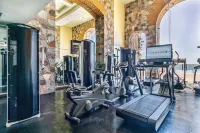 Ocean Sky Paradise Gorgeous Luxurious Oceanfront - Gym