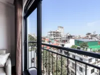 Luxe Paradise Suites Doi Can Hotels near United Nations Development Programme