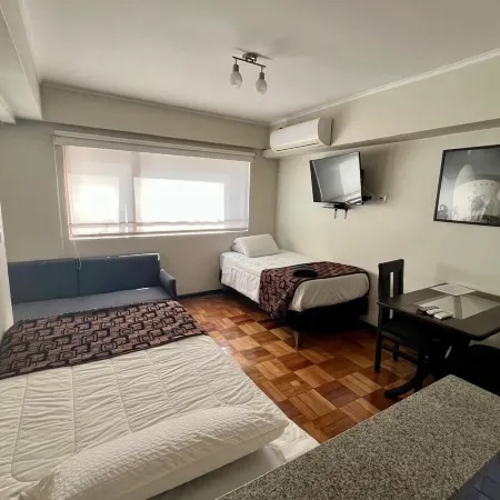 Hotel Plaza Ñuñoa Отели рядом с достопримечательностью «Торговый центр Paseo Quilin»