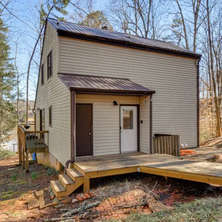 Lake Keowee Family Retreat w/ Private Dock