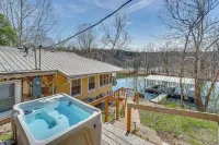 Boat & Fish! 1950s Rockaway Beach Cabin w/ Hot Tub - Strand