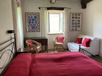 beautiful tuscan villa with pool, ideal for groups
