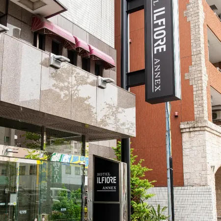 Hotel Il Fiore Kasai Annex Отели рядом с достопримечательностью «Железнодорожная станция Касай»